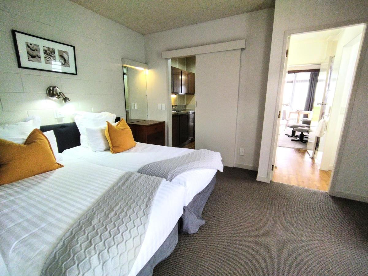 Whispering Sands Beachfront Motel Gisborne Exteriör bild