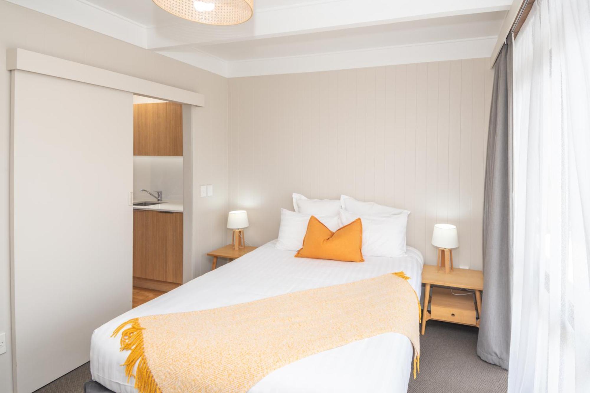 Whispering Sands Beachfront Motel Gisborne Exteriör bild